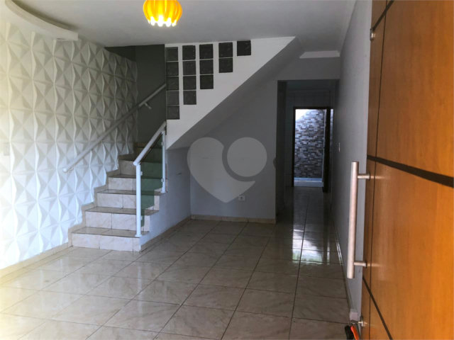 Casa à venda com 2 quartos no condomínio Residencial Armênia, Ferraz de Vasconcelos - SP