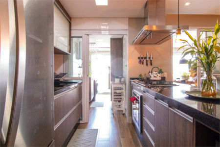 Apartamento à venda com 2 quartos, sendo 1 suíte, em Santo Amaro, São Paulo, SP