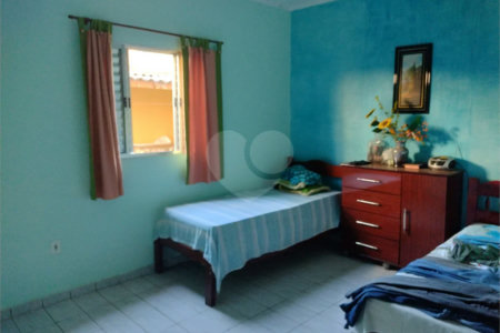 Casa Térrea - Jardim Santana.