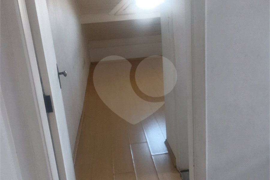 Sobrado à venda com 3 quartos, sendo 2 suítes,  em Parada Inglesa, São Paulo, SP