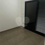 Casa Térrea à venda com 3 quartos, sendo 1 suíte,  em Jardim do Lago, Atibaia, SP