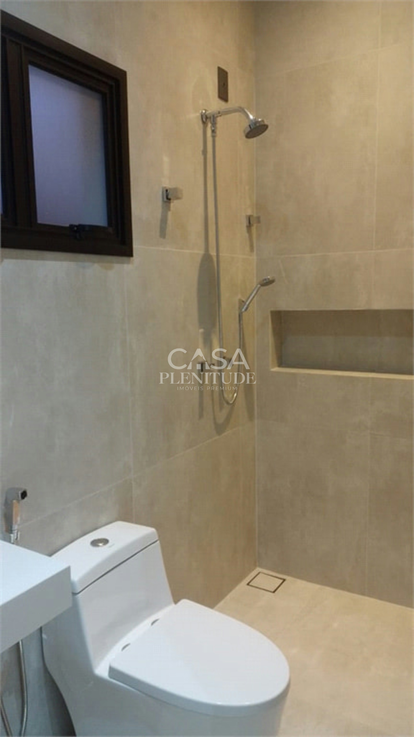 Casa em condomínio à venda ou para alugar com 3 quartos, sendo 1 suíte, em Cajuru do Sul, Sorocaba, SP