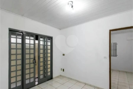 Casa à venda com 4 quartos, sendo 2 suítes, em Jardim Coimbra, São Paulo, SP