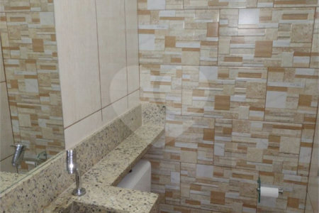 Sobrado à venda com 3 quartos, sendo 1 suíte, em Vila Medeiros, São Paulo, SP