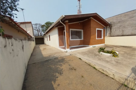 Casa à venda com 3 quartos em Vila Bossi, Louveira, SP