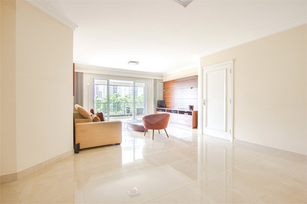 Apartamento à venda com 4 quartos, sendo 3 suítes, em Cidade Monções, São Paulo, SP