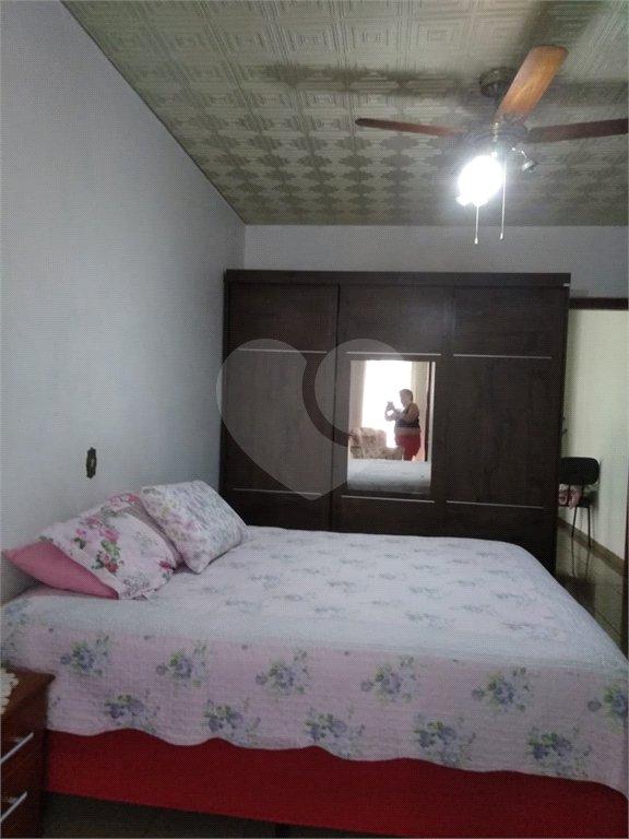 Sobrado à venda com 3 quartos, sendo 1 suíte, em Chora Menino, São Paulo, SP