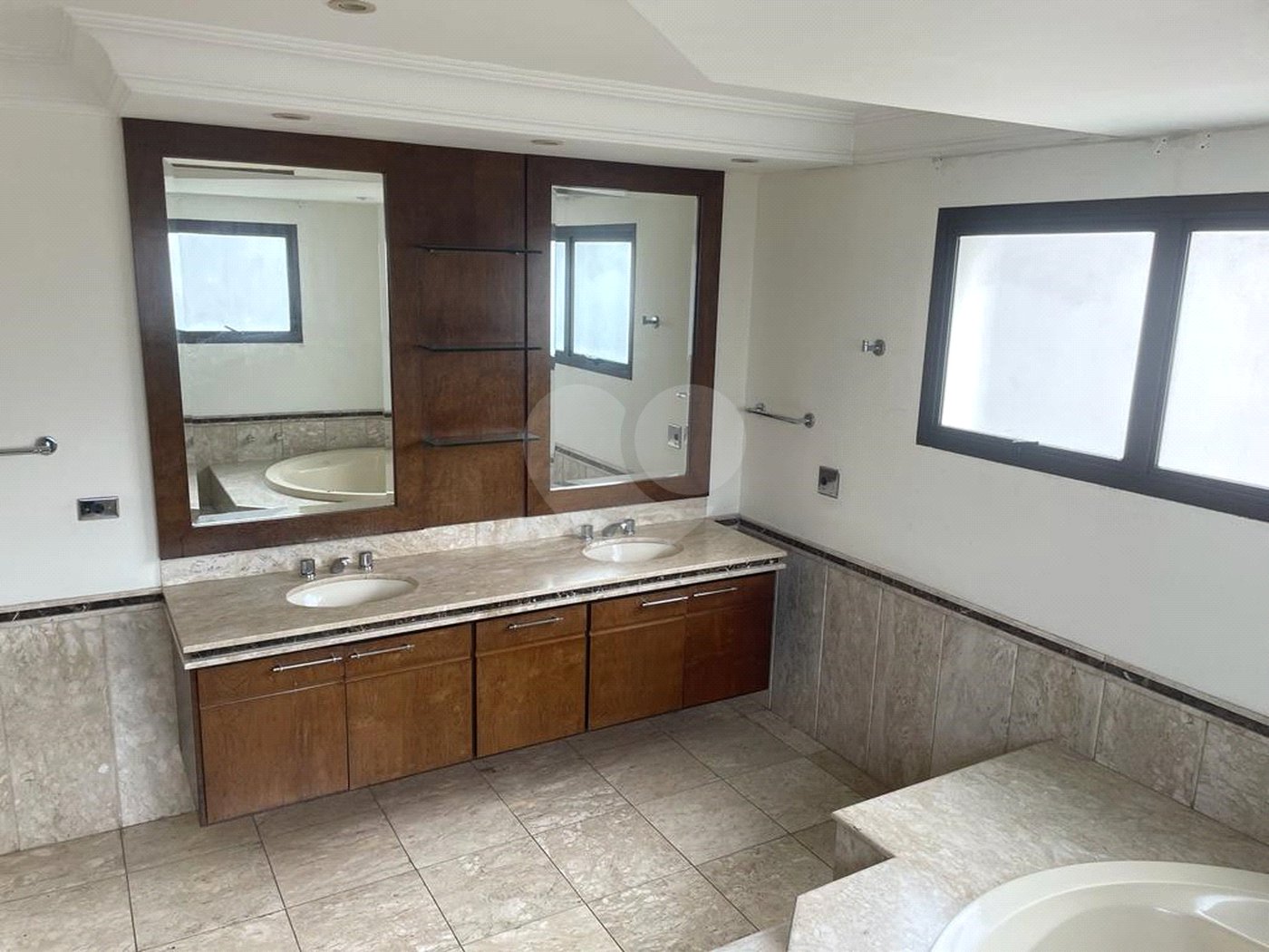 Apartamento à venda com 4 suítes em Vila Suzana, São Paulo, SP