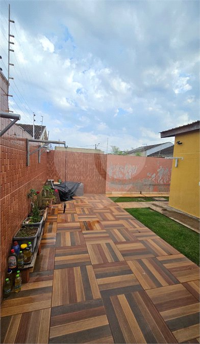 Casa à venda com 3 quartos, sendo 1 suíte, em Vila Ferroviária III, Ponta Porã, MS