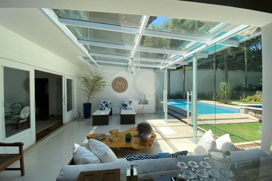 Casa à venda com 4 suítes em Serra da Cantareira, Mairiporã, SP