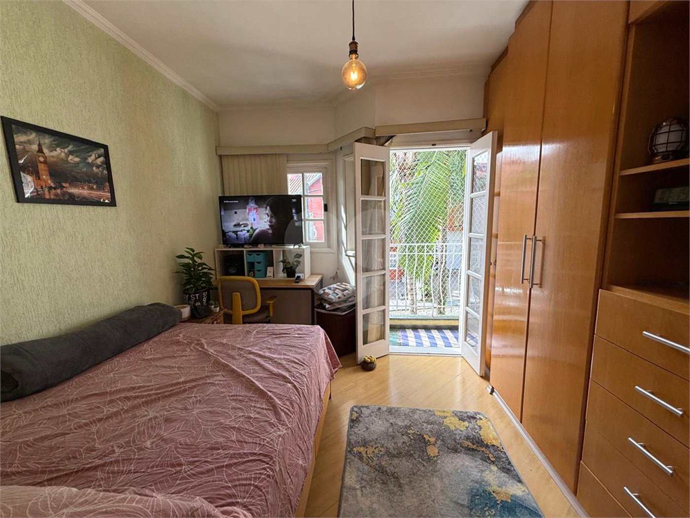 Casa à venda com 2 suítes no condomínio Village Palmas, São Paulo - SP