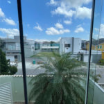 Casa à venda com 5 quartos, sendo 1 suíte, no condomínio Residencial Green Ville, Rio de Janeiro - RJ