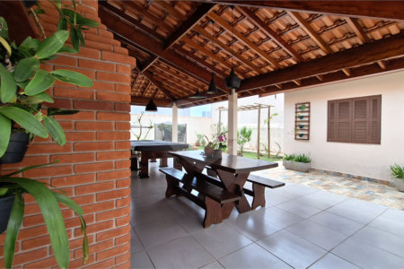 Casa térrea á venda - Peruíbe