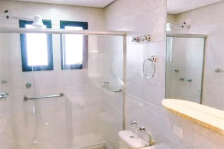 Apartamento à venda com 3 quartos, sendo 1 suíte, em Vila Gomes Cardim, São Paulo, SP