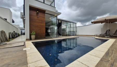 Casa à venda com 3 suítes no condomínio Mirante dos Ipês, Salto - SP