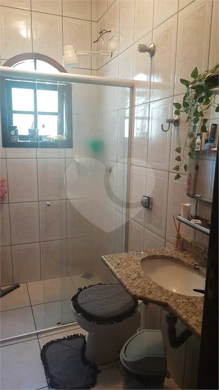 Sobrado à venda com 3 quartos, sendo 1 suíte, em Tremembé, São Paulo, SP