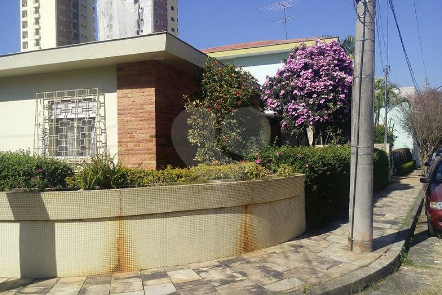 Casa à venda com 5 quartos, sendo 2 suítes, em Santana, São Paulo, SP