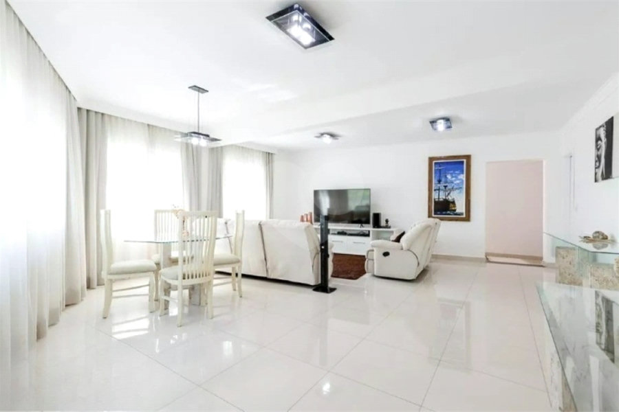 Casa à venda com 3 suítes em Vila Maria Alta, São Paulo, SP
