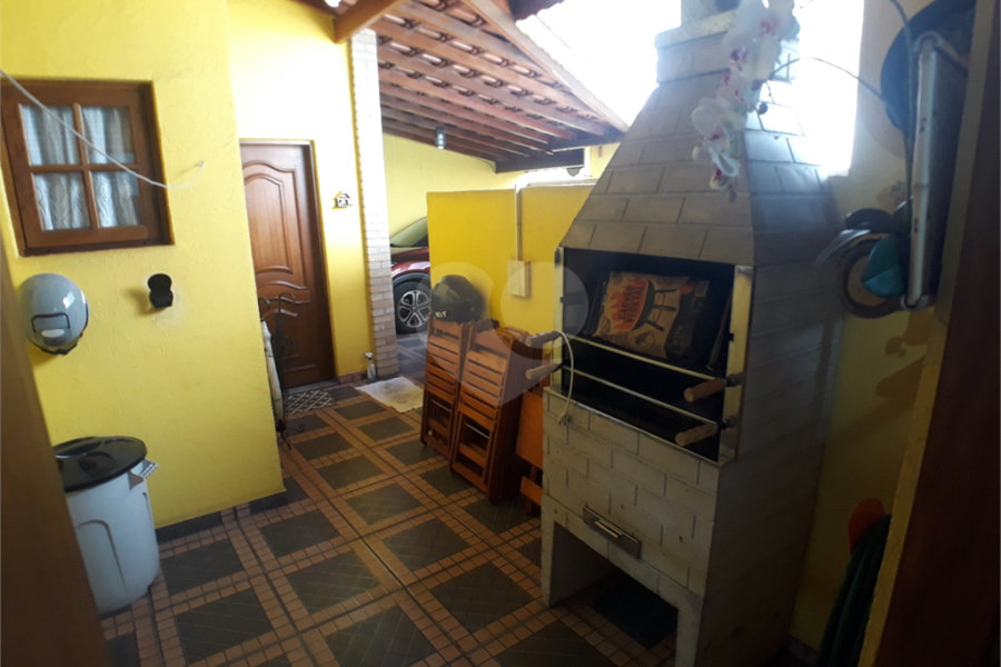 Casa Térrea à venda com 6 quartos, sendo 2 suítes, em Limão, São Paulo, SP