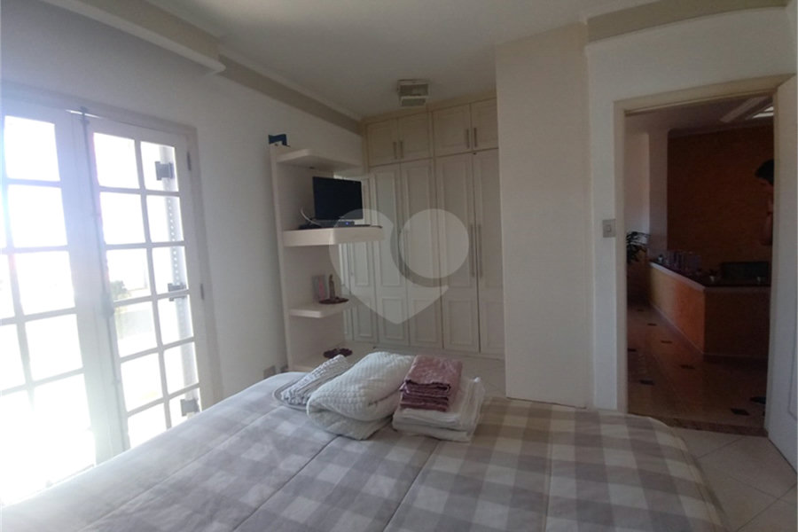 Sobrado à venda com 3 quartos, sendo 1 suíte, em Jardim França, São Paulo, SP