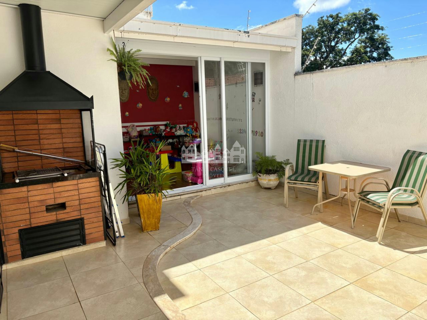 Sobrado à venda com 3 quartos, sendo 1 suíte, em Jardim Paulista, Atibaia, SP