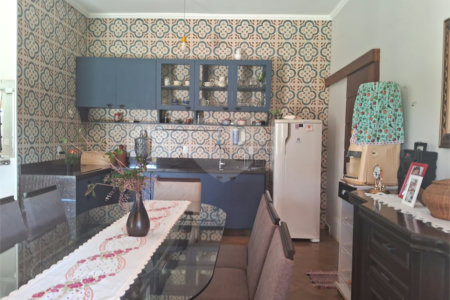 Casa à venda com 5 quartos, sendo 1 suíte, no condomínio Village da Serra, Araçoiaba da Serra - SP