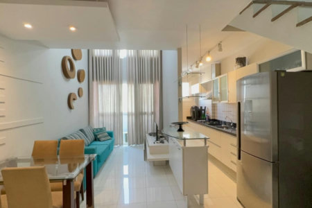 Apartamento com 2 dormitórios à venda, 78 m² por R$ 640.000,00 - Gonzaga - Santos/SP