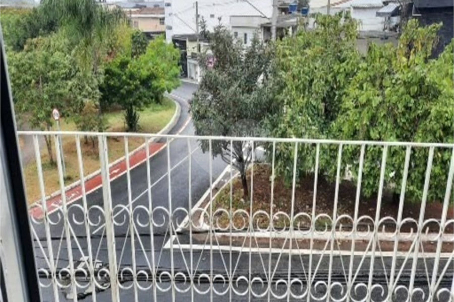 Sobrado à venda com 3 quartos, sendo 1 suíte, em Parque Edu Chaves, São Paulo, SP