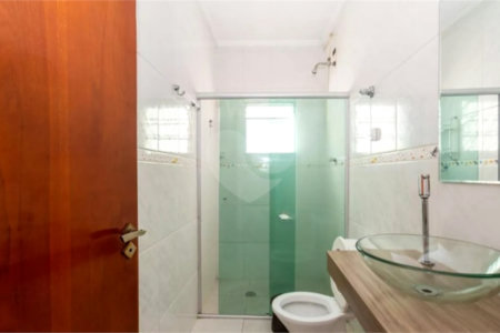Casa à venda com 5 quartos, sendo 1 suíte, em Vila Rosália, Guarulhos, SP