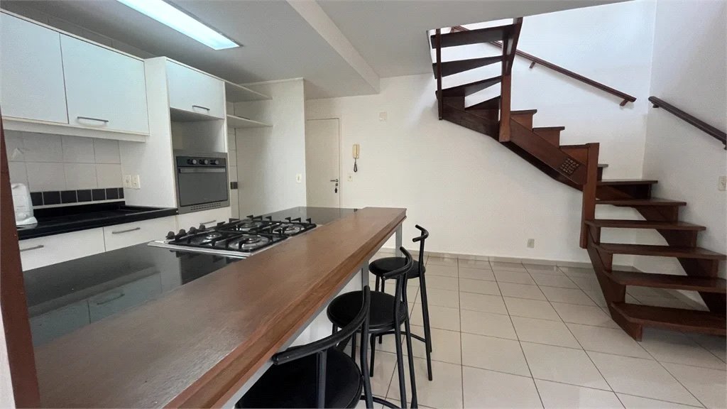 Cobertura à venda com 3 quartos, sendo 2 suítes, em Vila Ipojuca, São Paulo, SP