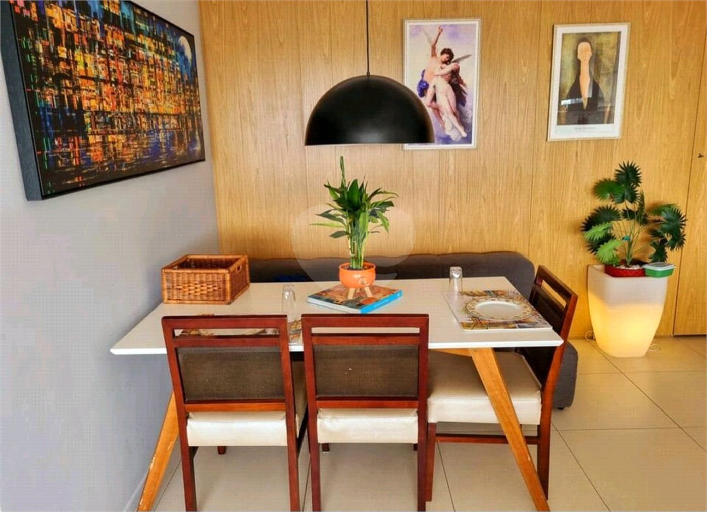 Apartamento à venda com 2 quartos, sendo 1 suíte, em Pinheiros, São Paulo, SP