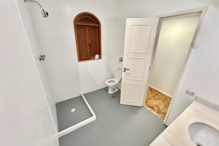 Apartamento à venda com 4 quartos, sendo 1 suíte, em Lagoa, Rio de Janeiro, RJ