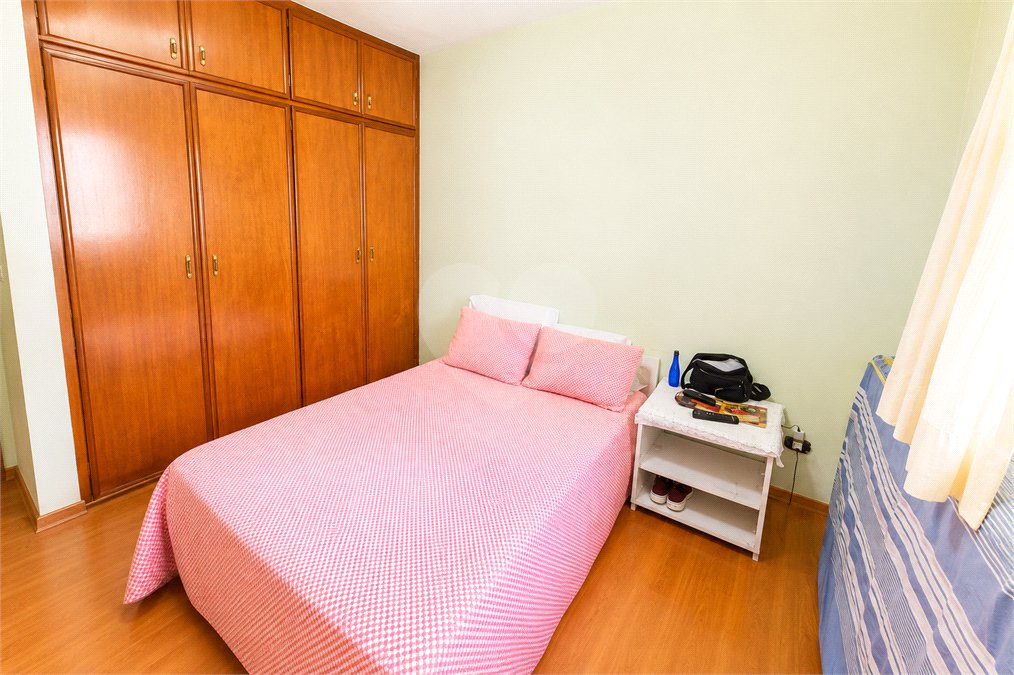 Casa à venda com 3 quartos, sendo 1 suíte, em Santo Amaro, São Paulo, SP