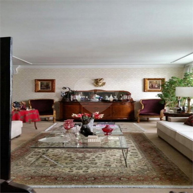 Apartamento à venda com 4 quartos, sendo 3 suítes, em Jardim Paulista, São Paulo, SP