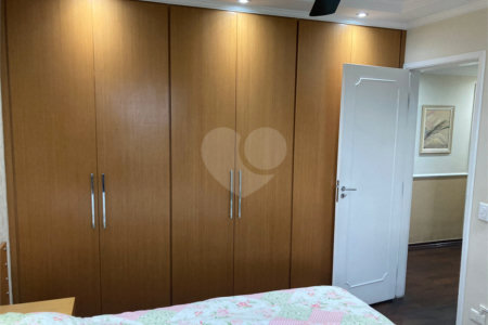 Apartamento à venda com 4 quartos, sendo 1 suíte, em Cidade Mãe do Céu, São Paulo, SP