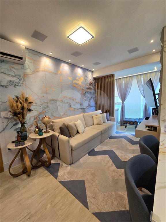 Apartamento à venda com 2 suítes em Canto do Forte, Praia Grande, SP