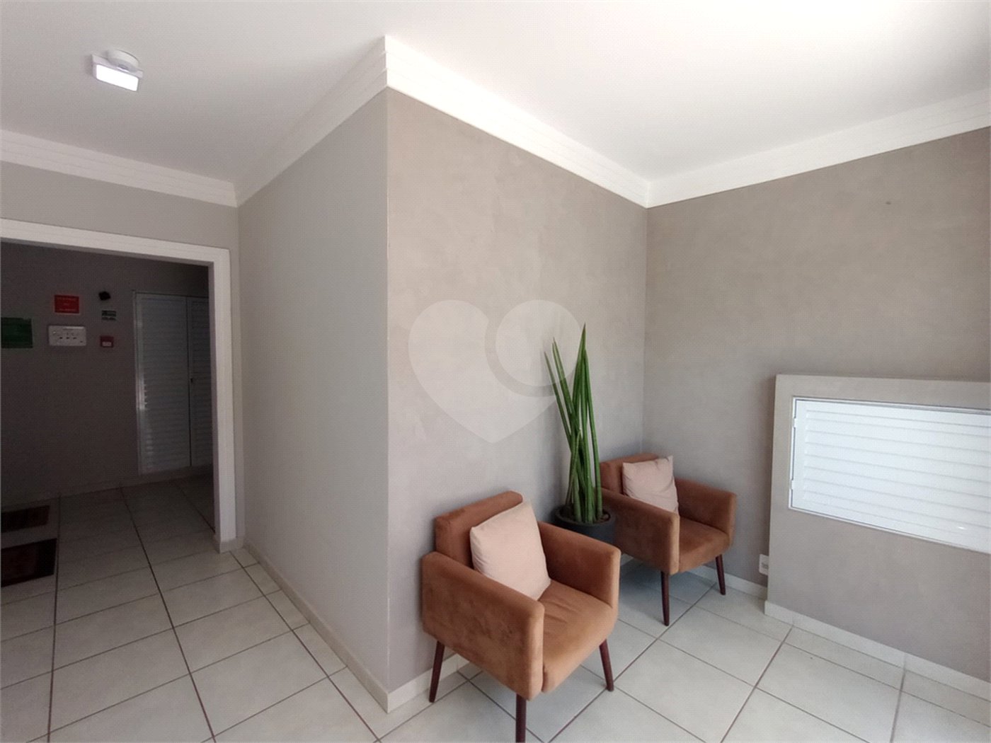 Apartamento à venda com 2 quartos em Vila Asem, Itapetininga, SP