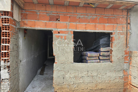 Casa Térrea à venda com 2 quartos em Jardim Vergínia, Sorocaba, SP