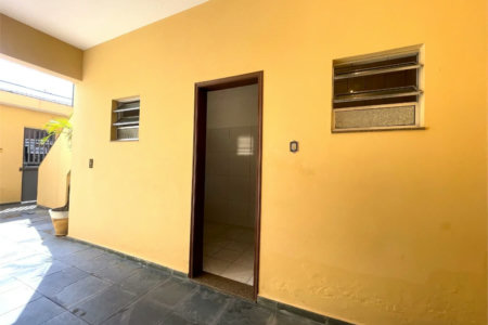 Sobrado à venda com 3 quartos em Parque Arariba, São Paulo, SP