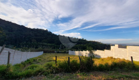 Terreno à venda em Vinhedos, São Roque, SP