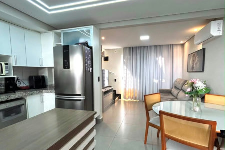 Casa à venda com 2 quartos no condomínio Villa Flora, Hortolândia - SP
