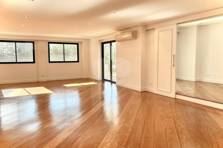 Apartamento à venda com 4 suítes em Jardim Marajoara, São Paulo, SP