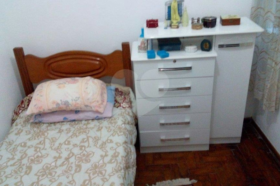 Casa Térrea à venda com 3 quartos em Imirim, São Paulo, SP