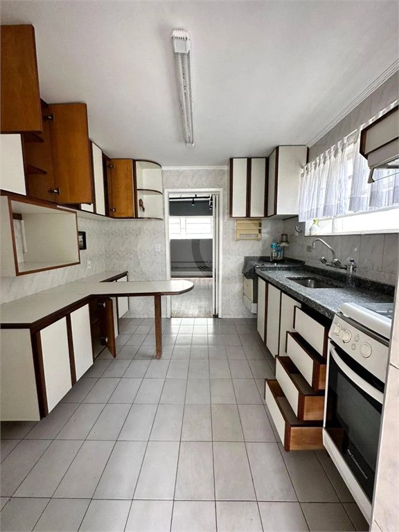 Casa à venda com 4 quartos, sendo 1 suíte, em Vila Oliveira, Mogi das Cruzes, SP