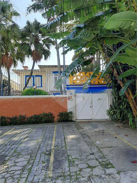 Sobrado à venda com 4 quartos em Vila Mariana, São Paulo, SP