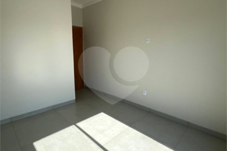 Casa à venda com 3 quartos, sendo 1 suíte, em Jardim Alvorada, Três Lagoas, MS