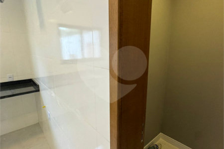 Casa à venda com 5 quartos, sendo 4 suítes, no condomínio Grand Park, Rio de Janeiro - RJ