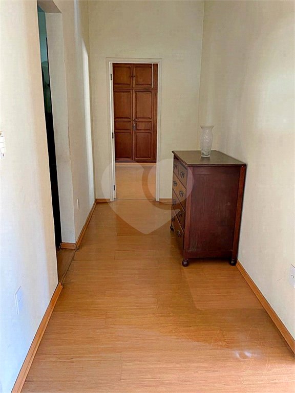 Casa à venda com 4 quartos, sendo 3 suítes,  no condomínio Terras de Santa Teresa, Itupeva - SP
