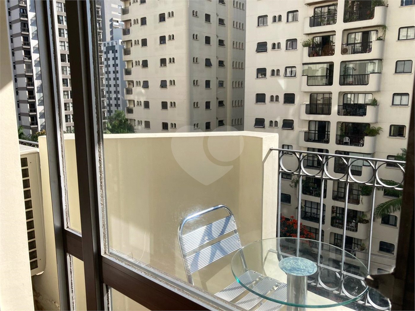 Apartamento à venda com 2 quartos, sendo 1 suíte, em Indianópolis, São Paulo, SP