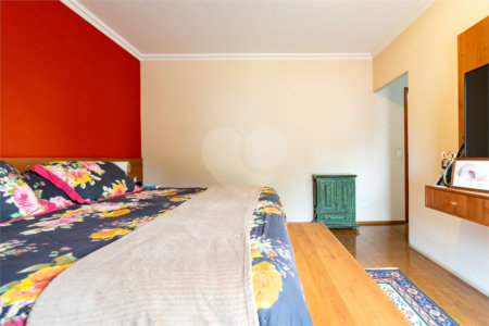 Casa à venda com 3 quartos, sendo 1 suíte,  em Vila Cordeiro, São Paulo, SP